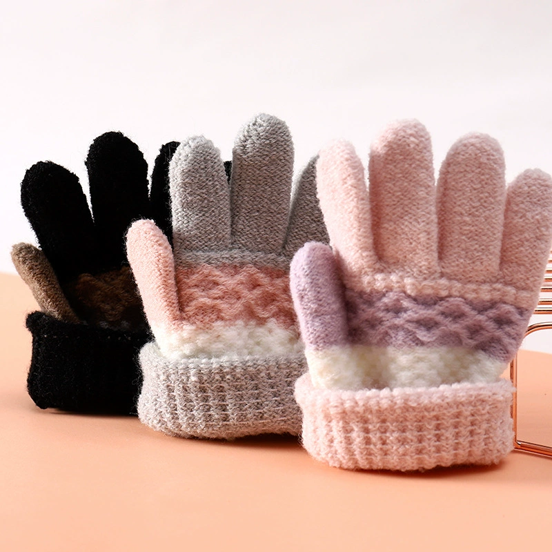 Autumn Winter Soft Knitted Baby Gloves Striped Kids Girls Boys Full Finger Gloves Autumn Winter Warm Children Mittens 3-8 Years Baby Accessories best of sale