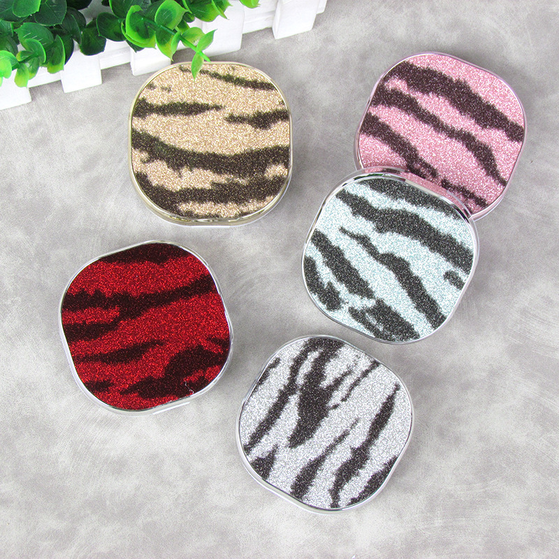 New contact lens case shiny beauty pupil box invisible couple box factory direct supply large quantity Congyou