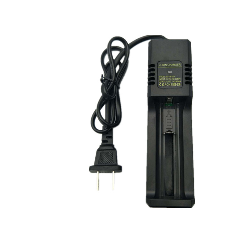 适用于26650/18650/16340/14500锂电池充电器 3.7V4.2V充电器