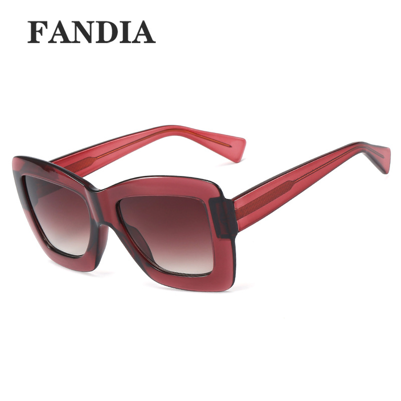 95233 new trend large frame sunglasses female CP insert high quality craft lens foot Sunglasses spot wholesale