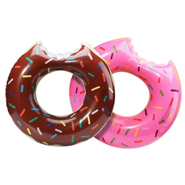 游泳圈;游泳池;宠物浴池