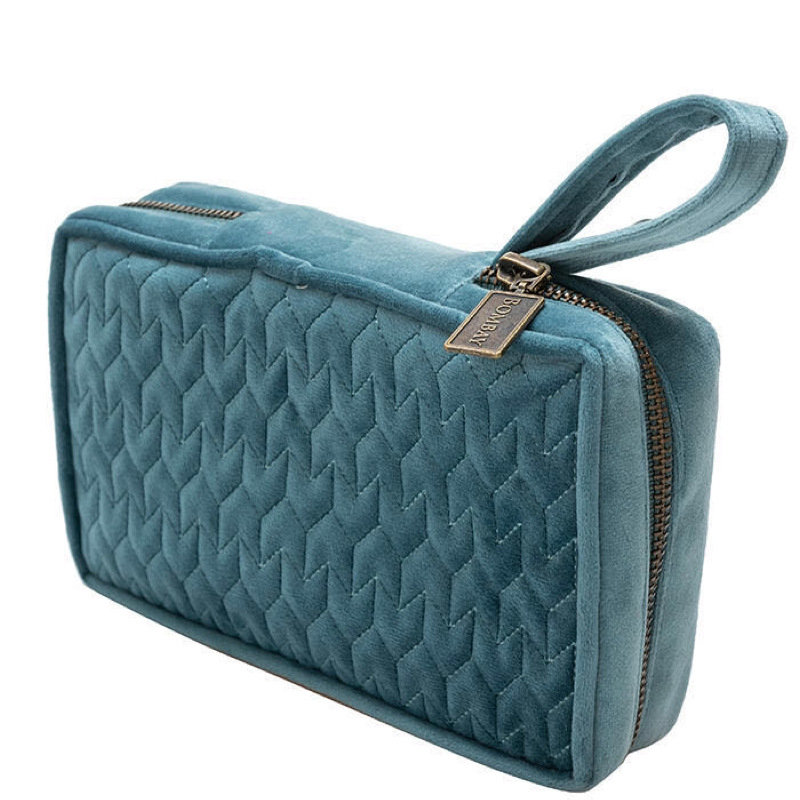 欧美高档绒布精美绣花金属铜拉链化妆包护照包收纳包手提|ms