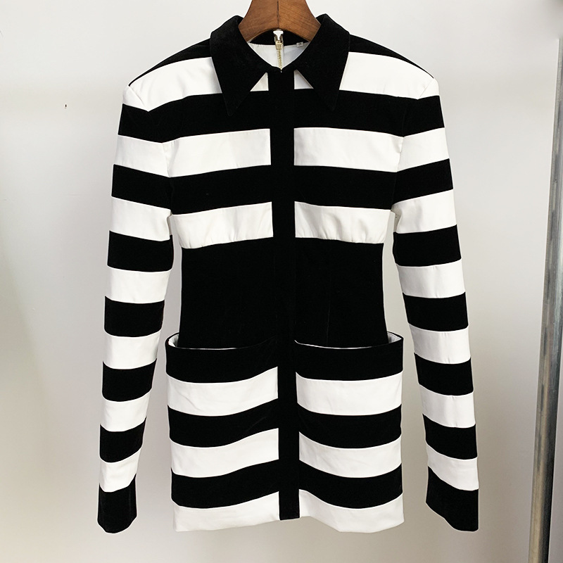 欧美2020秋冬走秀新款明星款宽肩气质黑白拼色皮丝绒束腰连衣裙