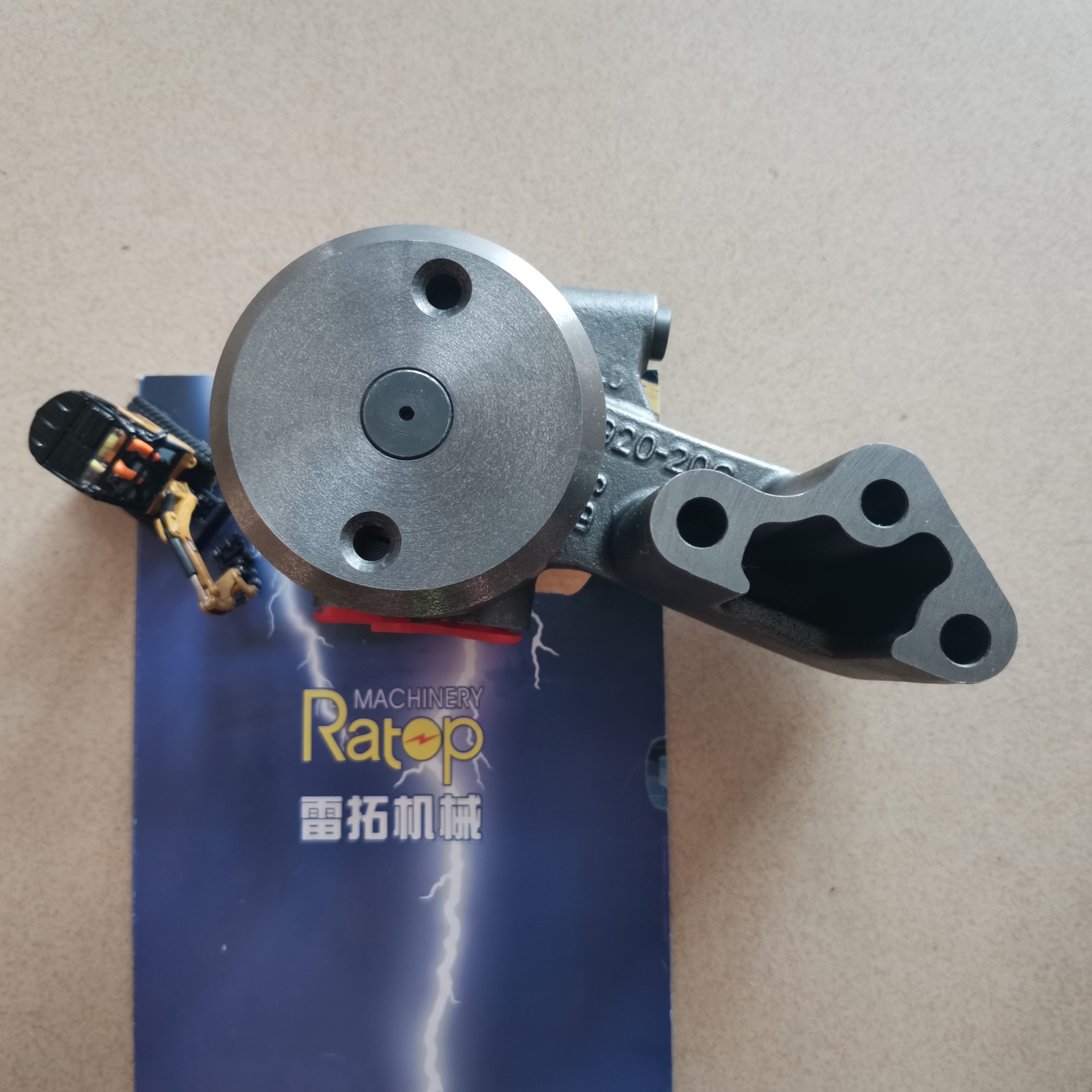 高质量挖掘机配件 EC EC210 输油泵 4孔  4297075 04514751