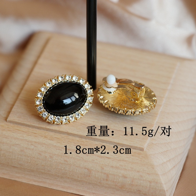 Oval White Black Diamond Earrings display picture 2