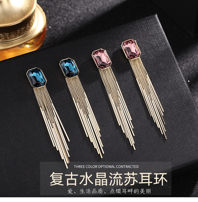 Fashion Tassels Show Face Earrings 925 Silver Needle Crystal Long Earrings Wholesale Nihaojewelry display picture 1