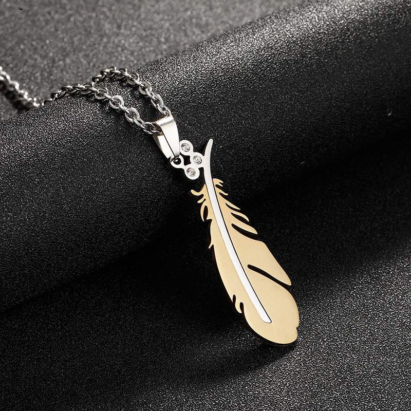 Fashion Geometric Stainless Steel Diamond 18K Gold Plated Unisex Necklace display picture 2