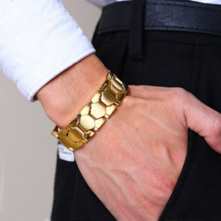 Brățară magnetoterapie la modă, armură personalizată și versatilă, curea placată cu aur magnetit, oțel titan_voghion.com