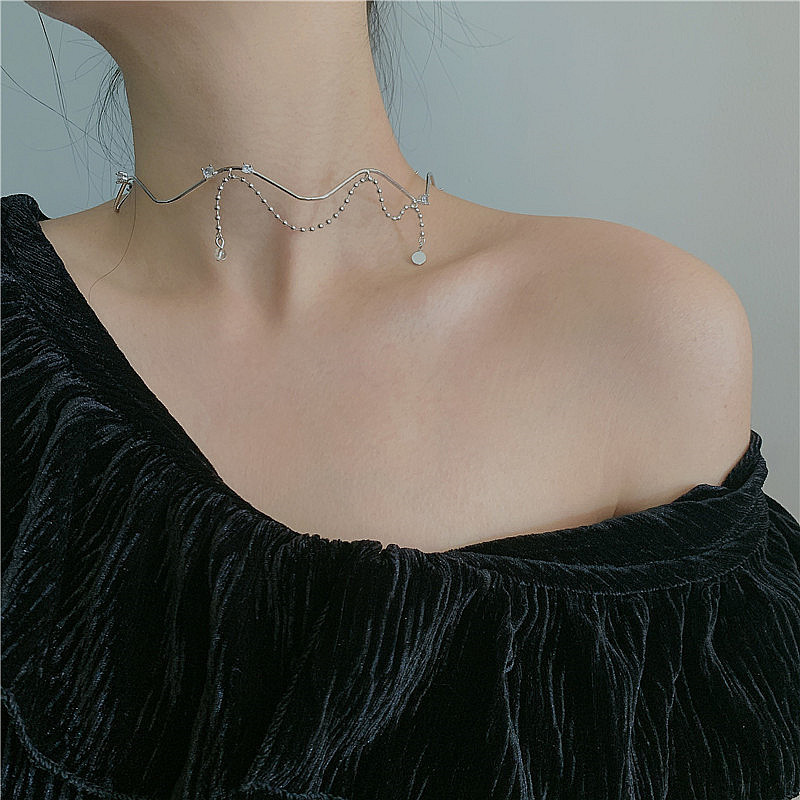 Choker Metal Crystal Diamond Wave Shape Collar Style Necklace Wholesale Nihaojewelry display picture 3