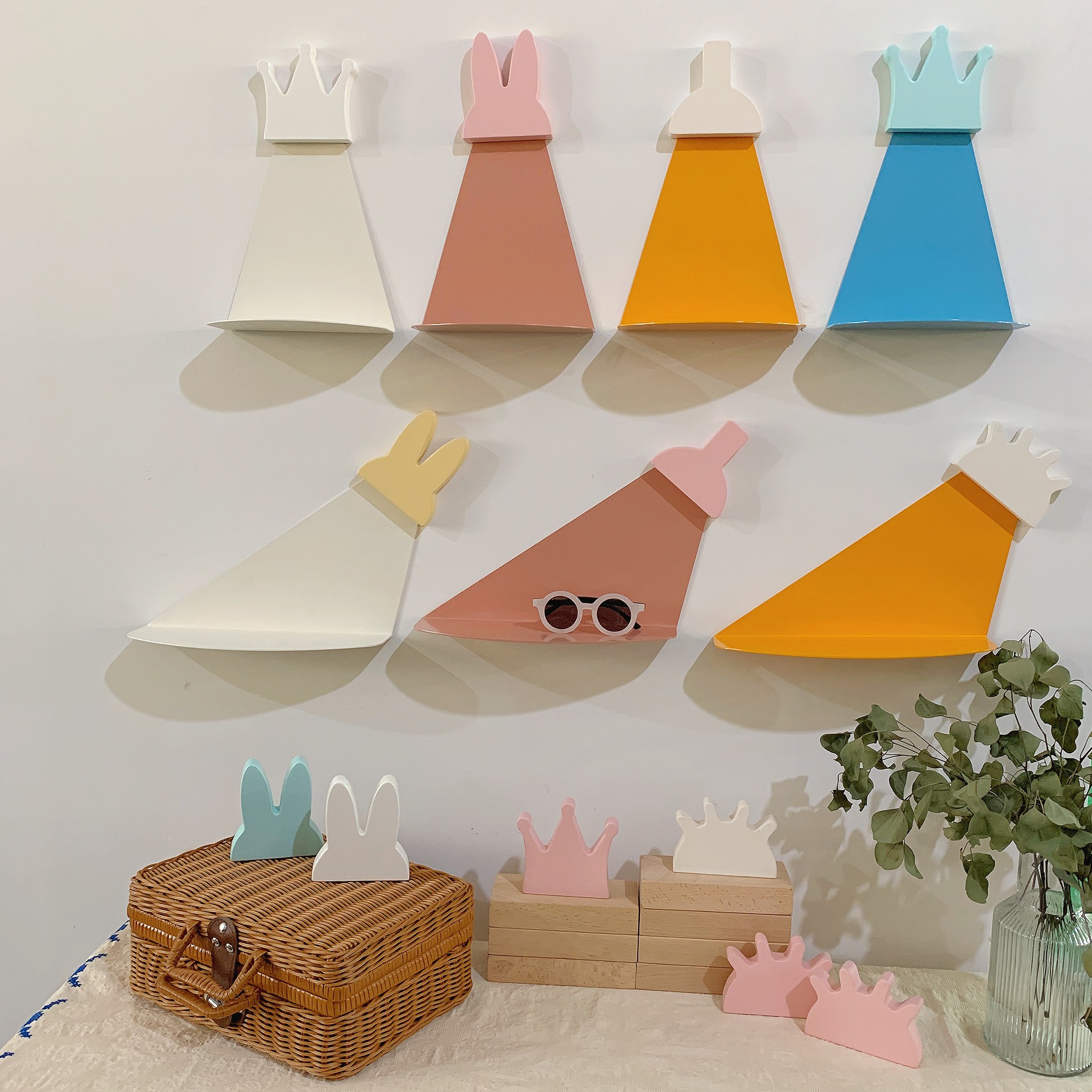 Kids' Shelf Rack