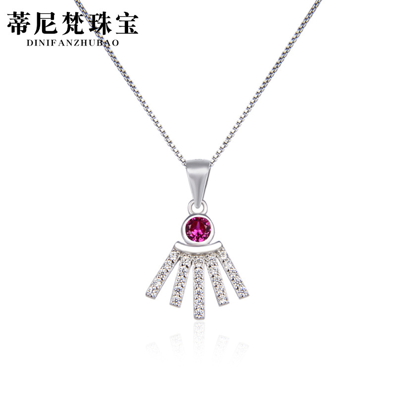 Japonés y coreano s925 Collar de plata de las mujeres fresco colgante de cristal en forma de abanico simple fábrica de fuente de joyería de plata del todo fósforo