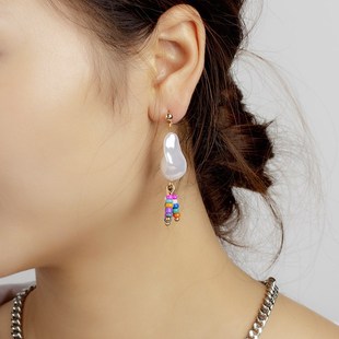 7g Weight Earrings Classification Wedding, Travel, Birthday, Festival Occasion Women'S Gender Fashion Style Asymmetrical Fur Ball Christmas Tassel Retro Earrings 2