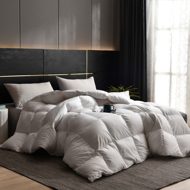 白鹅绒被子100支全棉缎条立衬防钻绒秋冬季被95%大朵白鹅绒填充|ms