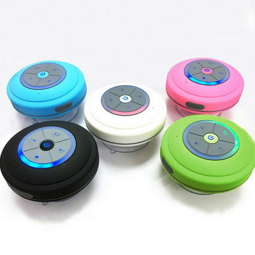 q9 Bluetooth speaker waterproof large suction cup audio with colored lights radio plug-in card new wireless foreign trade electronic gift