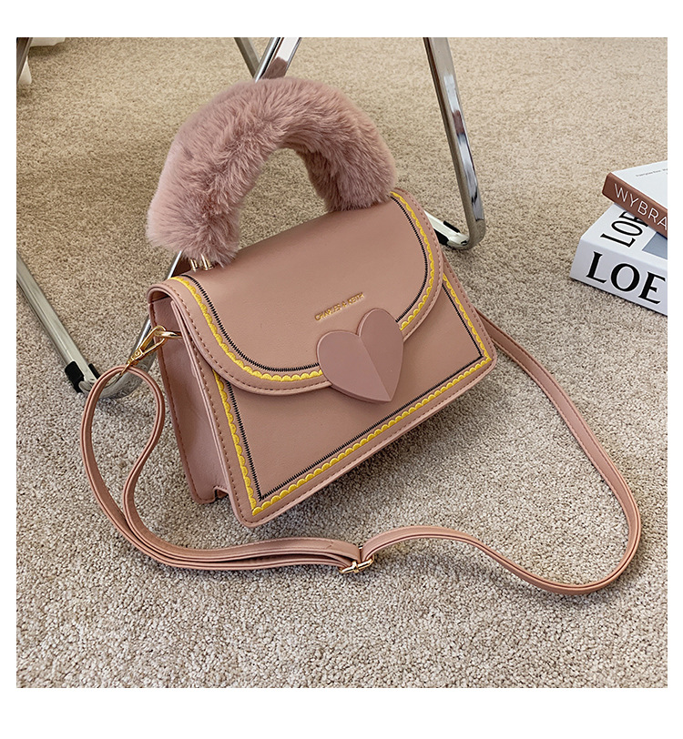 New Trendy One Shoulder Messenger Bag display picture 16