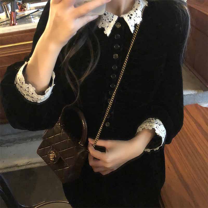 网红款2020冬季新款赫本风小黑裙长袖裙子女秋冬黑色丝绒连衣裙