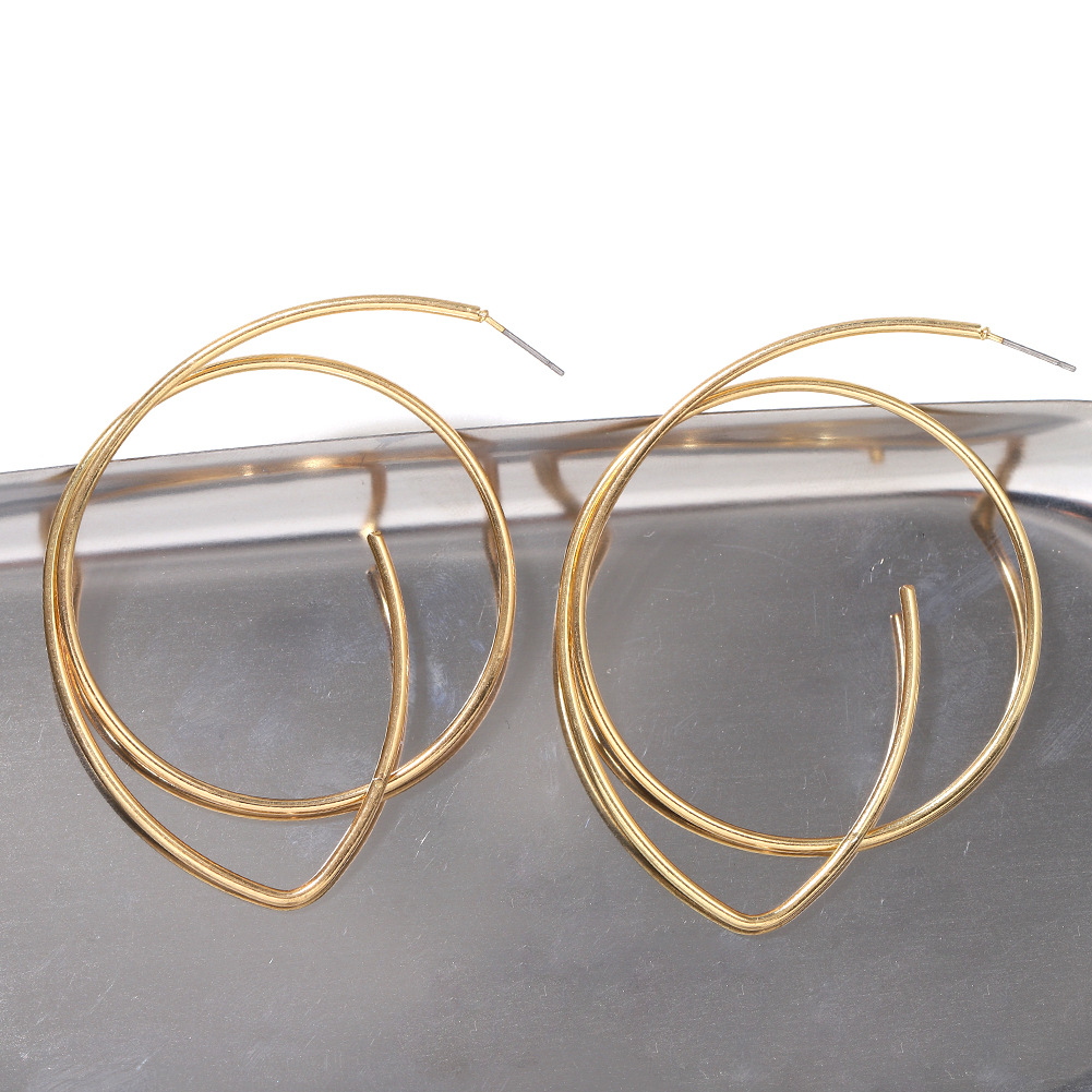 New Hot-selling Geometric Circular Hollow Creative Fashion Simple Earrings Wholesale display picture 5