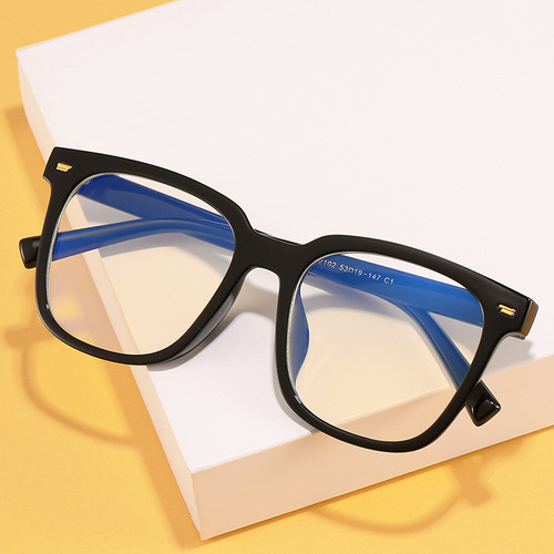 New Style Ancient Chinese Style Anti-Blue Light Glasses with Myopia, Retro Black Popular Online TR90 Optical Glasses, Round Face Frame Glasses