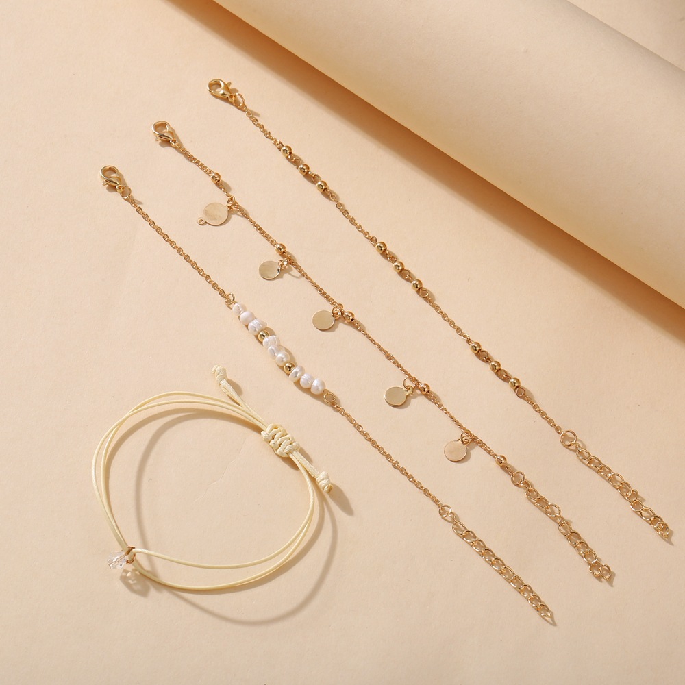 New Pearl Round Bead Bracelet Set 4 Piece Set Creative Retro Simple Set Wholesale Nihaojewelry display picture 5