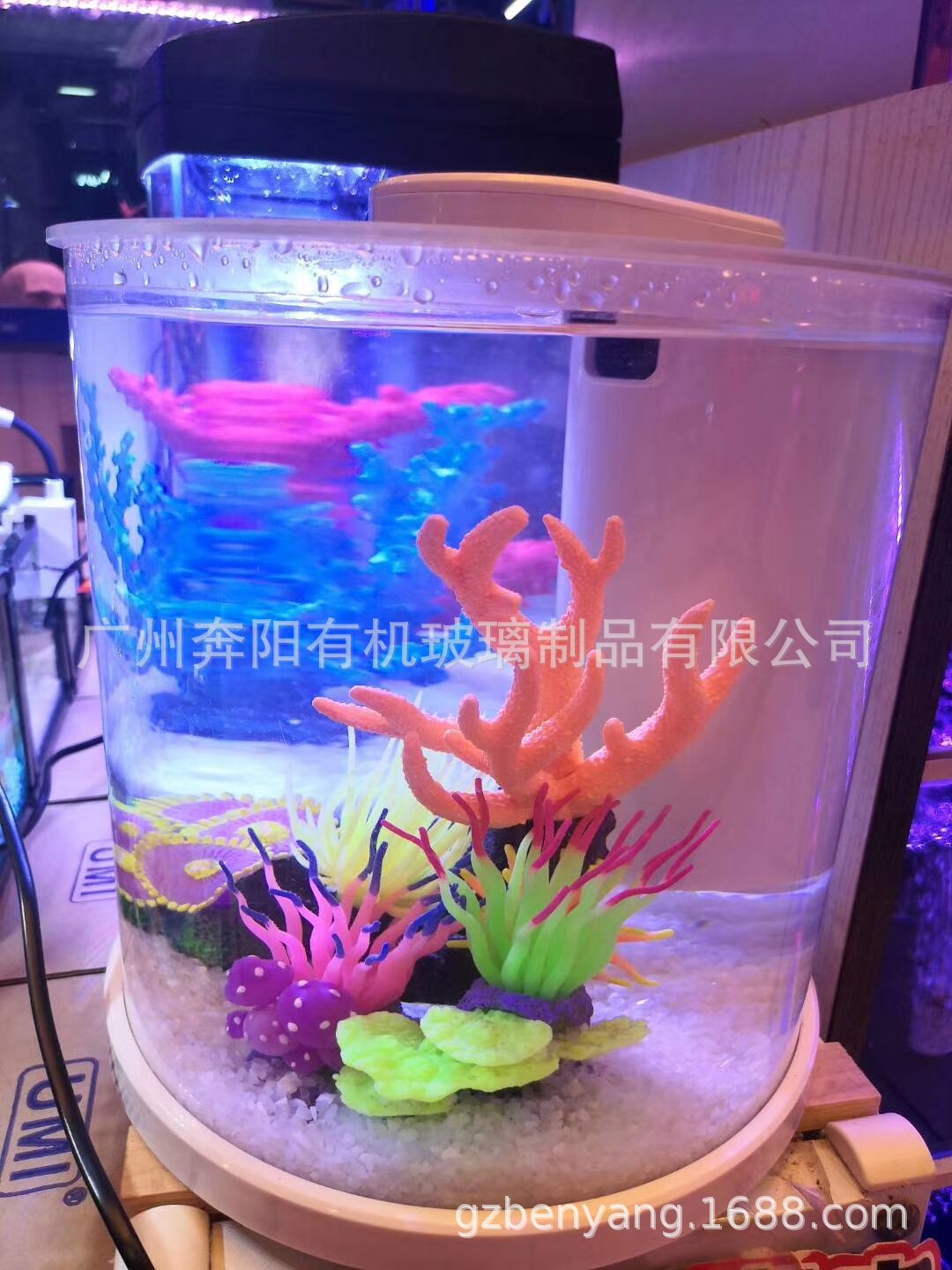 生活日用橡胶亚克力鱼缸 供应压克力圆管鱼缸 亚克力管鱼缸制品