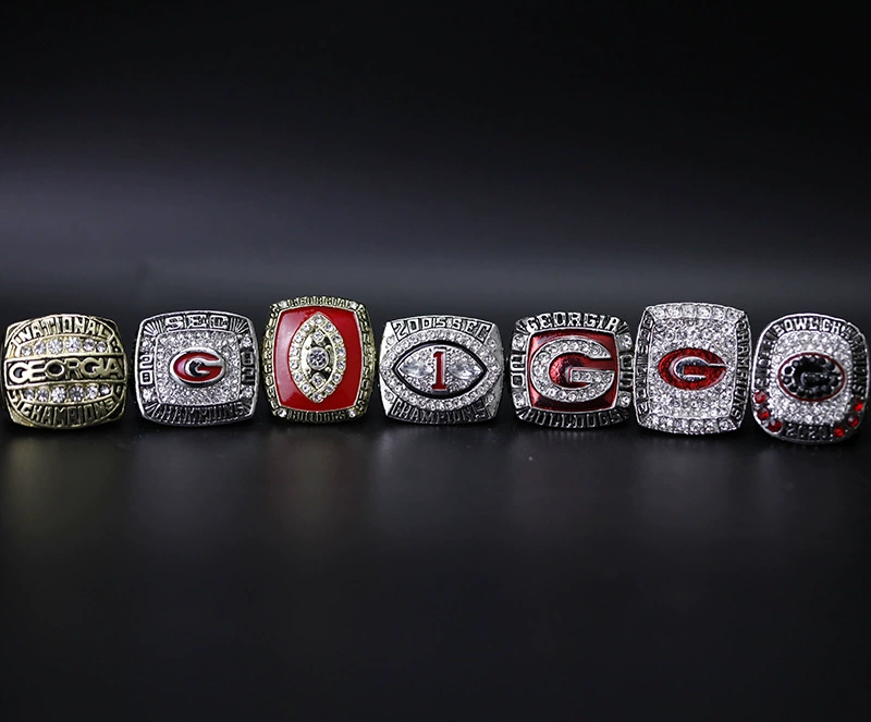 Реплика чемпионского кольца Университета Джорджии Bulldogs, набор из 7 предметов (NCAA)