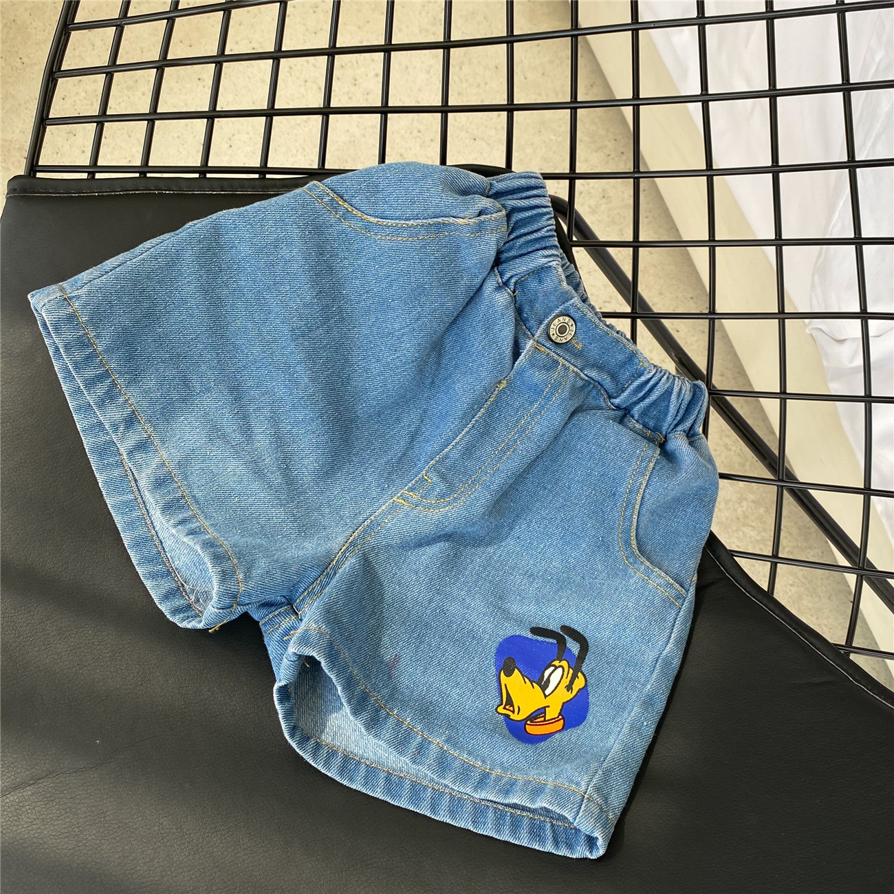 2020 A summer children cowboy shorts baby leisure time shorts girl trousers Korean Edition Cartoon Versatile