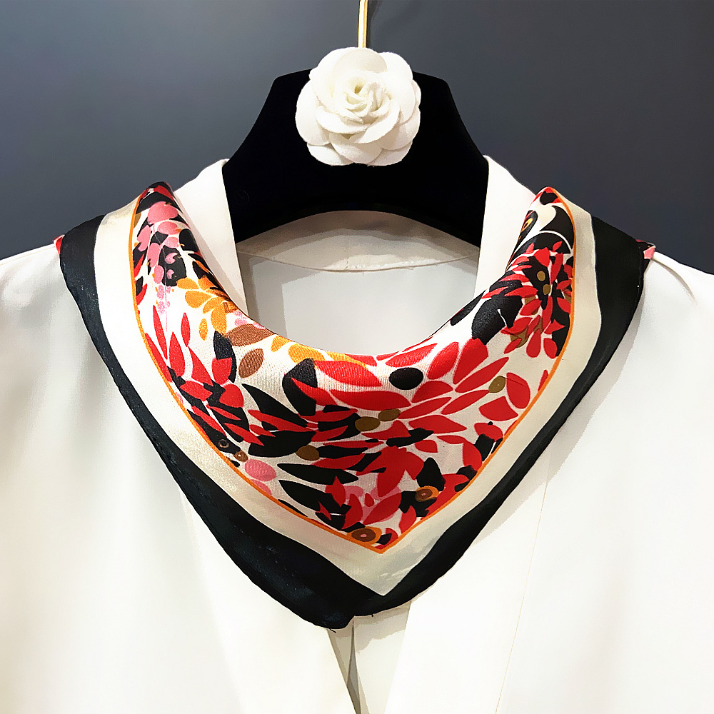 37g Weight Satin Material Color Block Pattern 60cm Spring New Little Leaves Professional Ladies Square Scarf Silk Scarf Wholesale