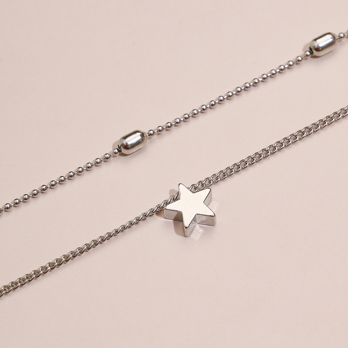 Simple Double-layer Clavicle Necklace Star-shaped Pendant Necklace display picture 7