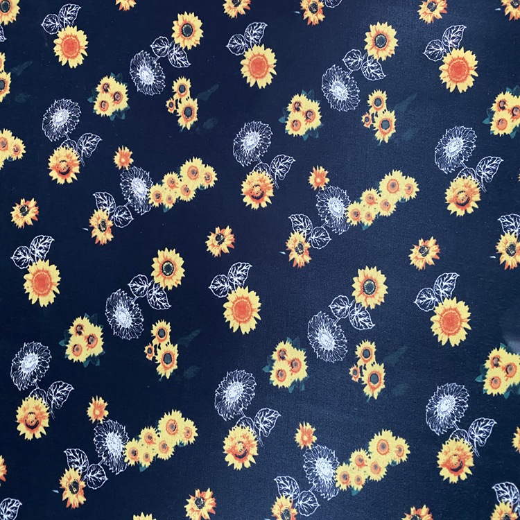 A large amount of color-printed foam is in stock and available for wholesale. We accept 100% polyester fabric and printed fabric for luggage detail image 3