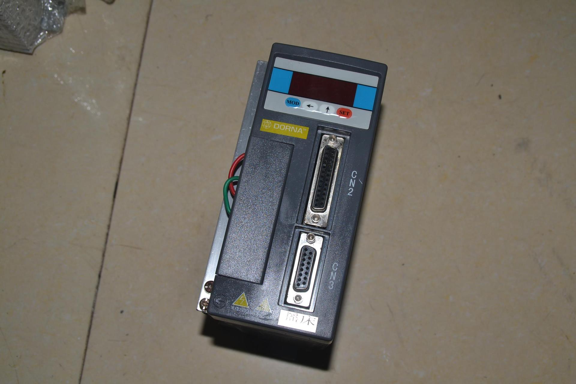 东菱 东能 DORNA EPS2-HB040L121 220V 2.8A  伺服电机驱动器