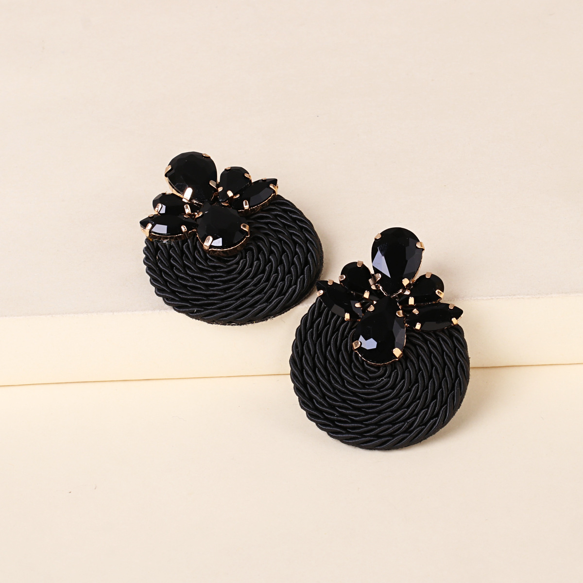 Korean New Fashion Wild Rhinestone Geometric Round Exaggerated Card Earrings display picture 23