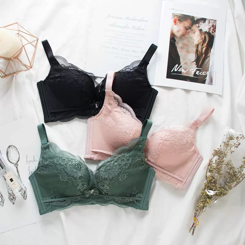 Wireless push-up bra for women, lace detail, sizes 32–40 (A–C), medium and thin cups