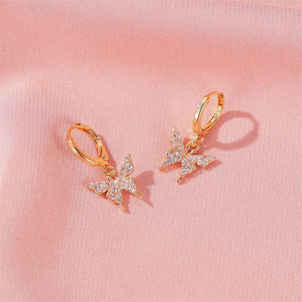 New Style Earrings Temperament Diamond Small Butterfly Earrings Ear Buckle Female Wild Gold Butterfly Earrings Wholesale Nihaojewelry display picture 9