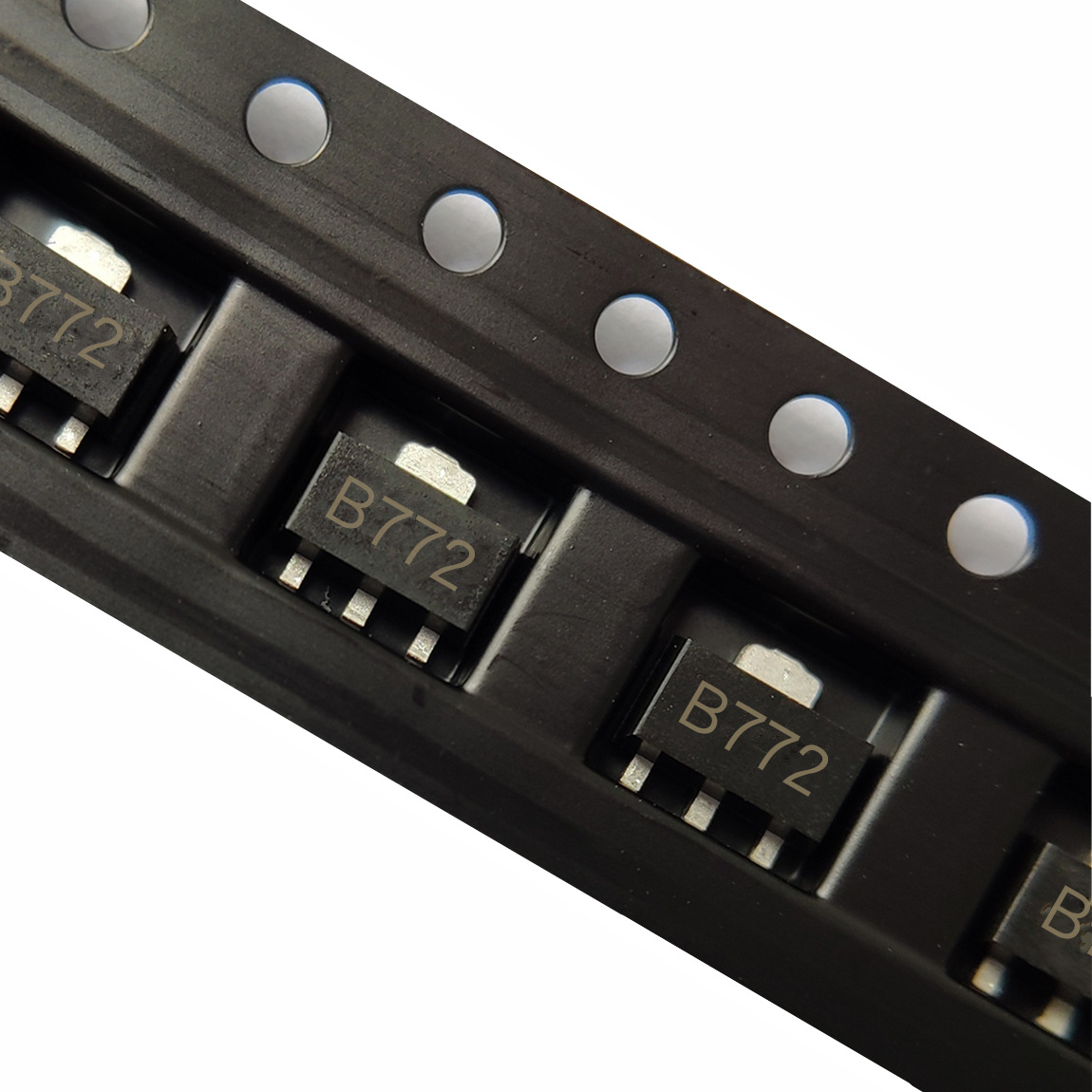 2SB772 B772 SOT-89 2SD882 D882 贴片晶体三极管 开关管 大芯片