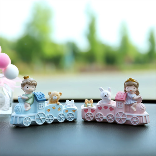 Car ornaments resin crafts small train birthday cake baking boys and girls first birthday dessert table decoration