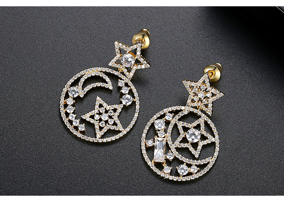 Fashion Korean Sweet Lady Xingyue Earrings Hollow Copper Inlaid Zirconium Stud Earrings display picture 5