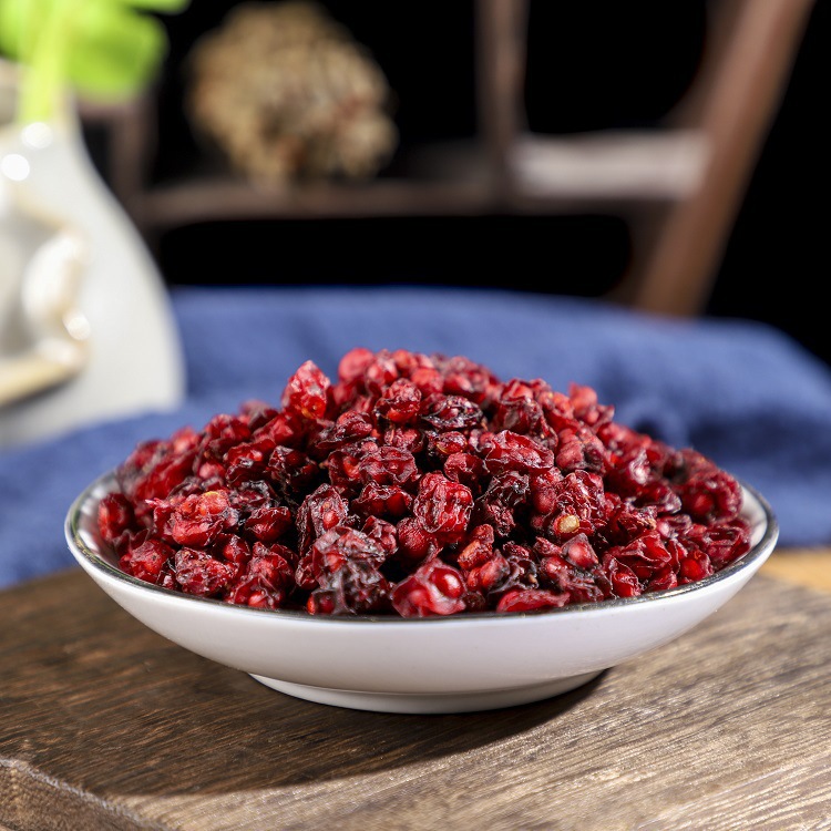Wu Wei Zi (Schisandra chinensis) — Dried Whole Berries, 500g Food Herb for Tea & Soup overview