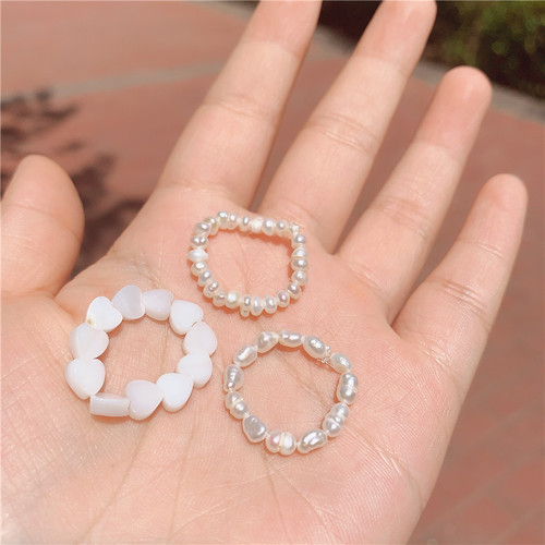 Simple and versatile natural freshwater pearl elastic ring internet celebrity ins retro shell love ring trendy wholesale