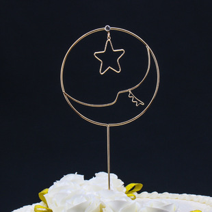 Новая железная луна Корона Рождество Пять -звездочка пирога -в запеченном городе десерт Свиденг Золотая вставка