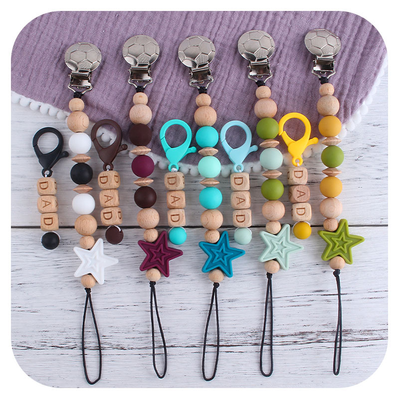 Nuevo clip de chupete de fútbol de hierro bebé creativo Haya PAPÁ langosta hebilla pacificar estrella de cinco puntas Cadena de chupete de silicona