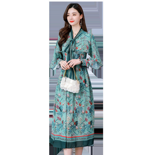 Spring 2020 fashion quality printed Korean medium length all-around dress