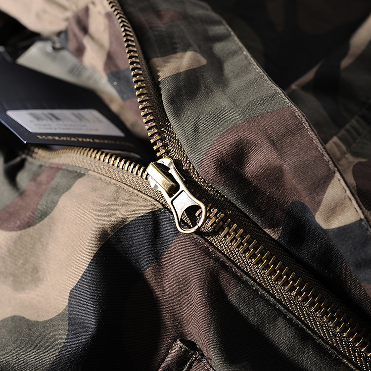 A48 autumn and winter new foreign trade original single-base solid color camouflage hooded young men's windcoat jacket jacket 0104 46 A48 autumn and winter new foreign trade original single-base solid color camouflage hooded young men's windcoat jacket jacket 0104 46