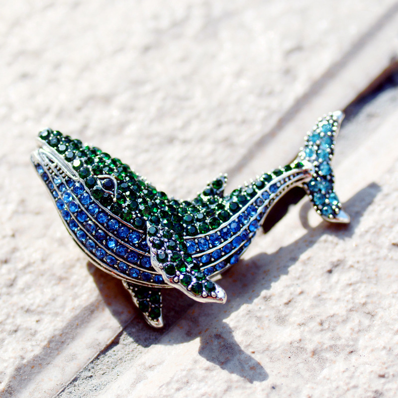 Inlay Design Shiny Style Shiny Pin Whale Alloy Inlay Rhinestones Unisex Brooches