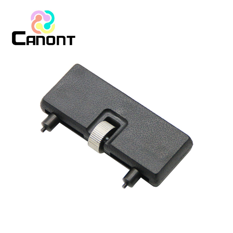 Plastic two claw black [round mouth]