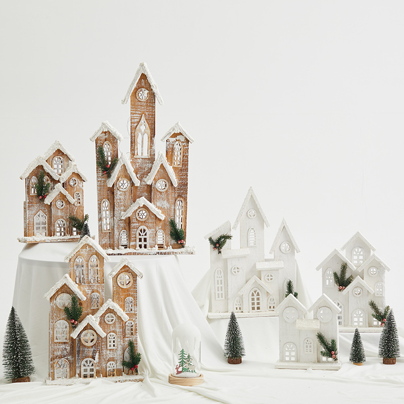 Casa de Navidad de madera decoración blanca con luces decoraciones de Navidad hotel centro comercial escenario de suelo props