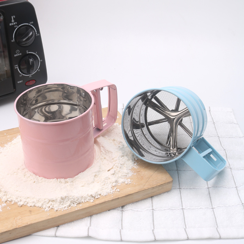 Factory wholesale stainless steel hand-held flour sieve baking tool non-stick powder sieve Cup type semi-automatic powder sieve Factory wholesale stainless steel hand-held flour sieve baking tool non-stick powder sieve Cup type semi-automatic powder sieve