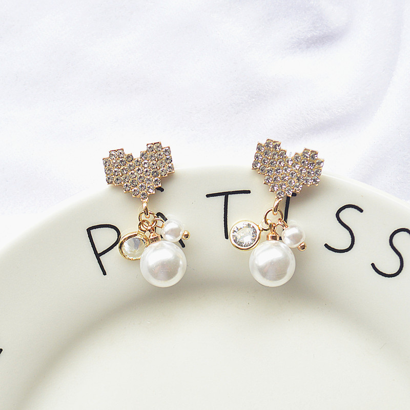 6g Weight No Inlaid Inlay Material Earrings Classification Housewarming, Anniversary, Business, Wedding, Travel, Birthday, Festival Occasion Alloy Material Geometric Pattern Women'S Gender Plating Design 925 Silver Needle Fashion Water Drop Full Diamond Fan-shaped Earrings 4