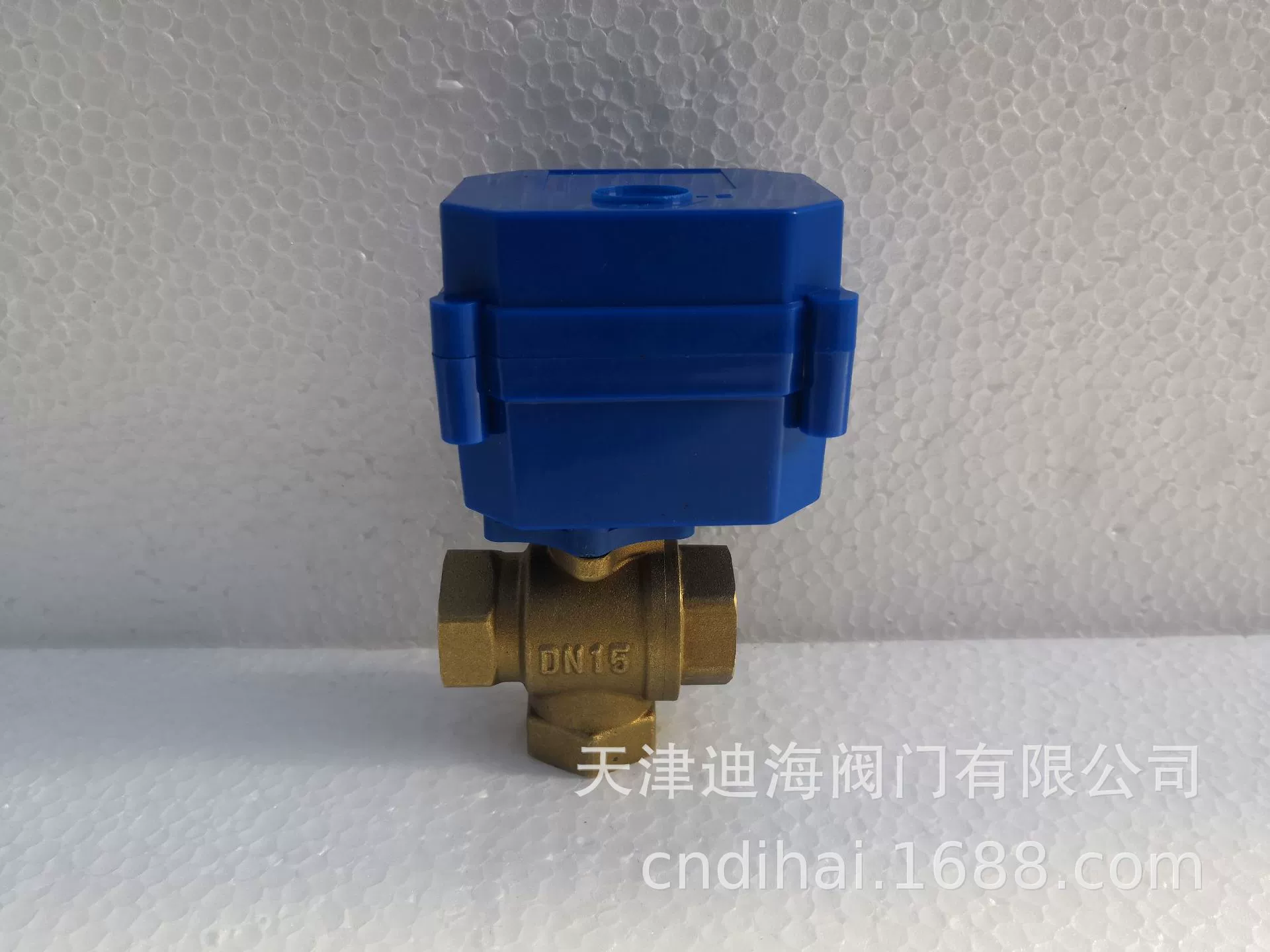 Прямой завод Dihai DH03 миниатюрный Электрический Трехходовой медный шаровой кран Электрический трехходовой шаровой клапан D12V 24V