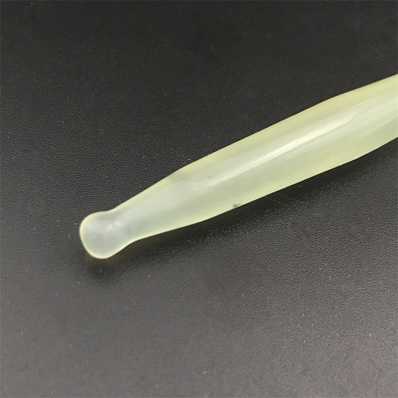 伟德国际安宁市人民法院关于（AX1331）KI38天然冰种翡翠A货阳绿如意吊坠1（第一次拍卖）的公告