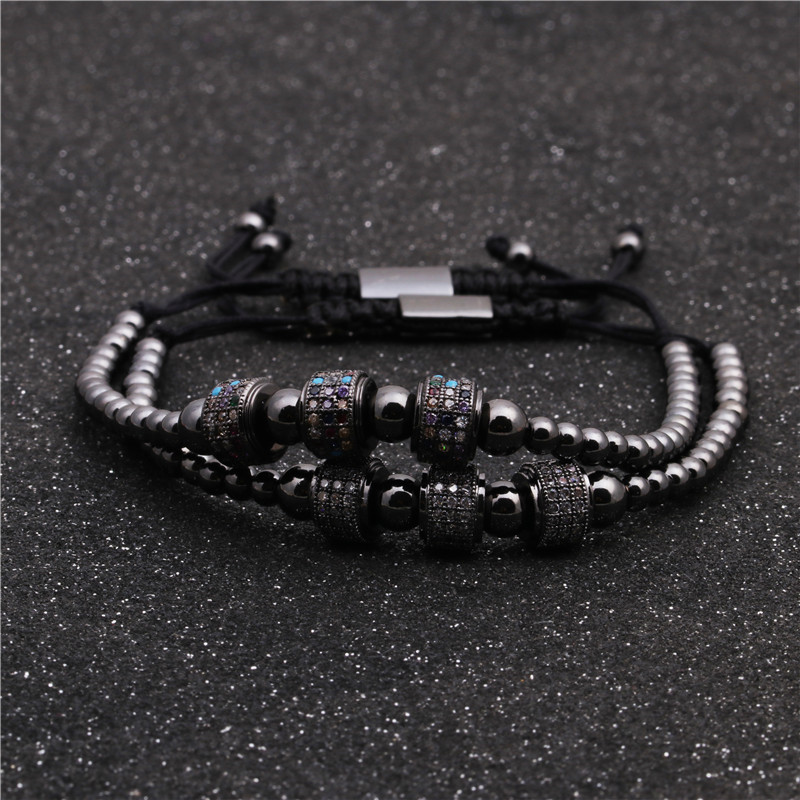 Geometric Tire-shaped Black Zircon Bracelet display picture 3